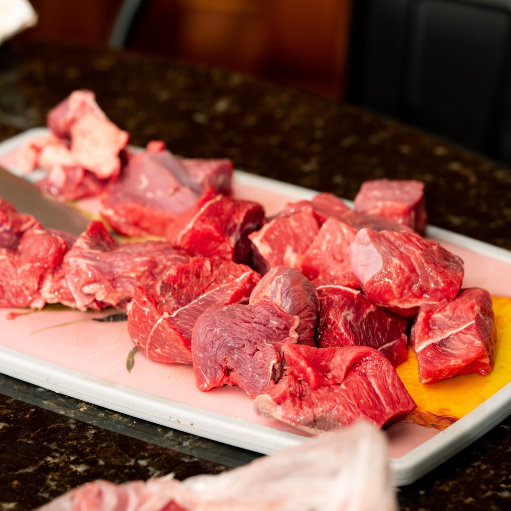 Beef (caldereta cut)
