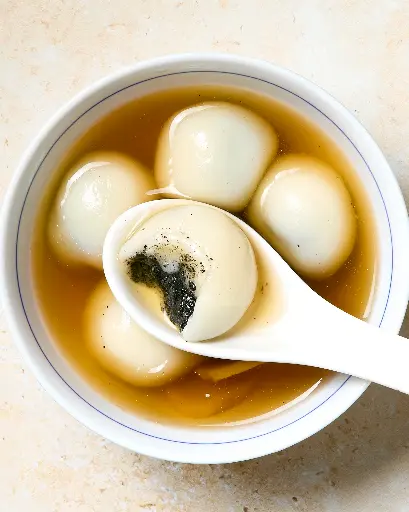 Black Sesame Rice Ball